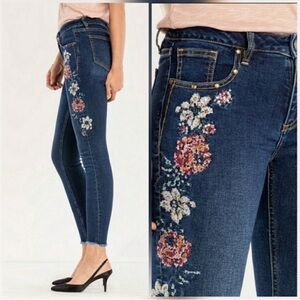 Miss Me Blue Floral Embroidered Ankle Skinny Jeans Sz 27 EUC